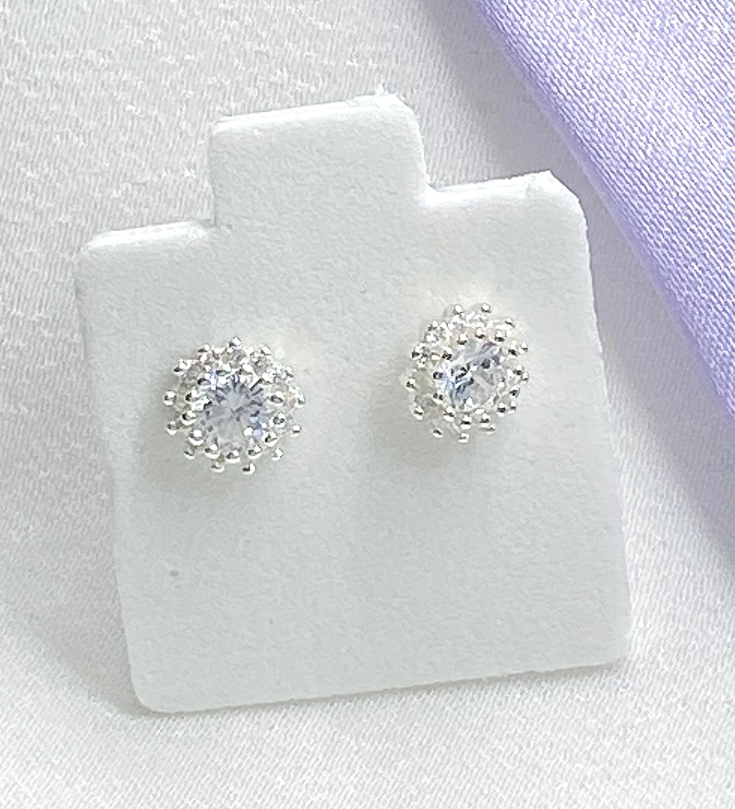 Aretes puntos de luz