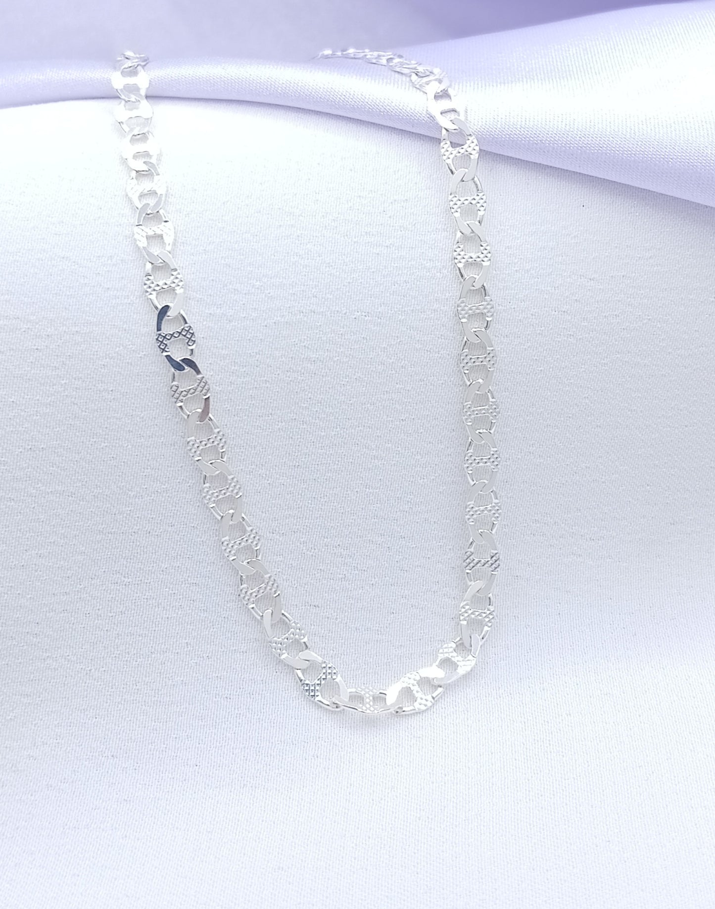 Cadena gucci diamantada 50