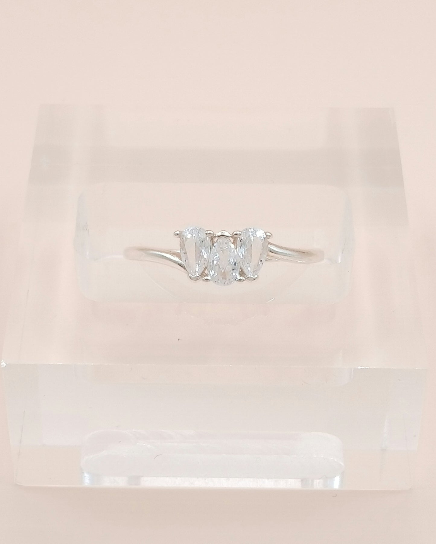 Anillo trío gotas zirconia