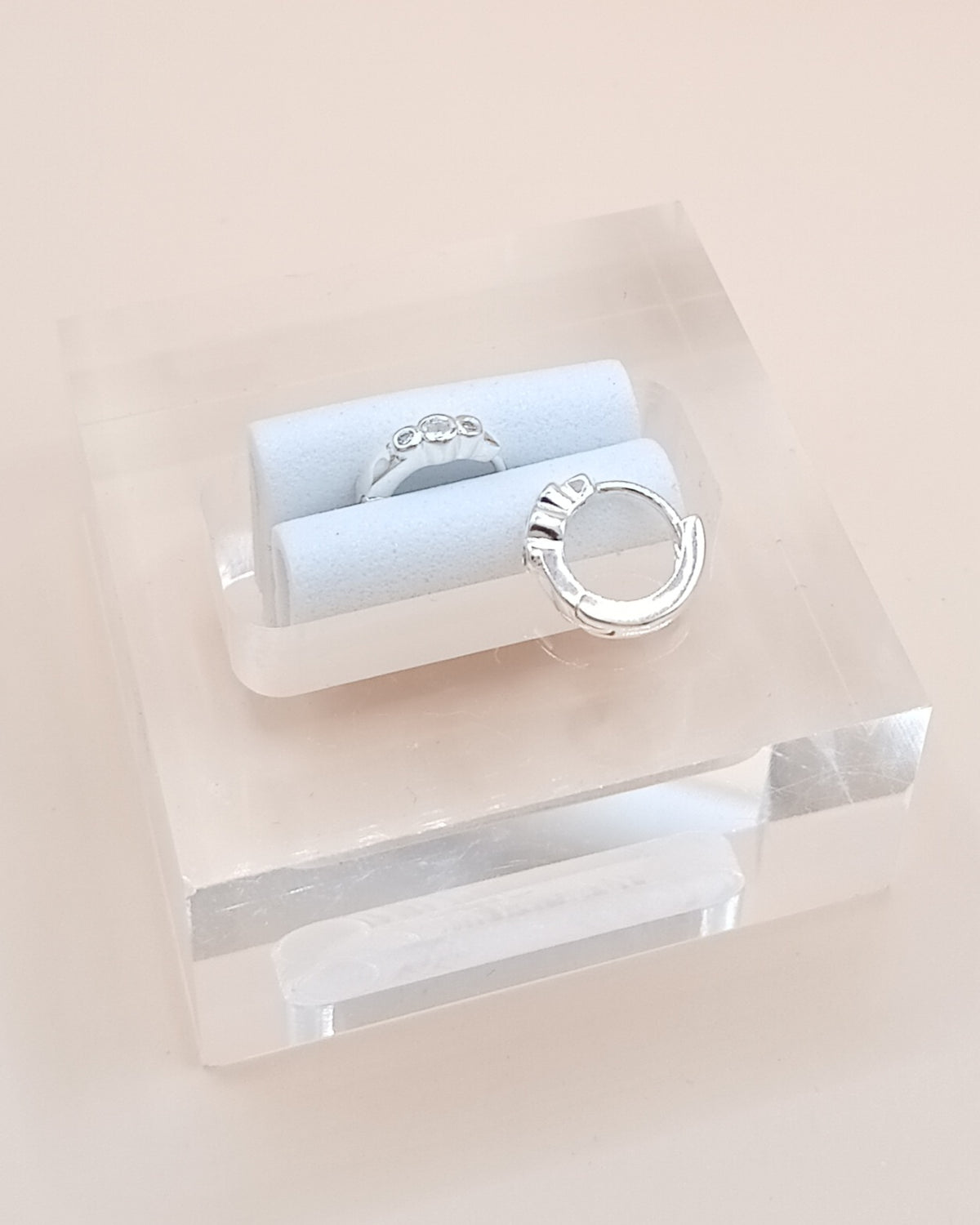 Argollas huggie burbujas