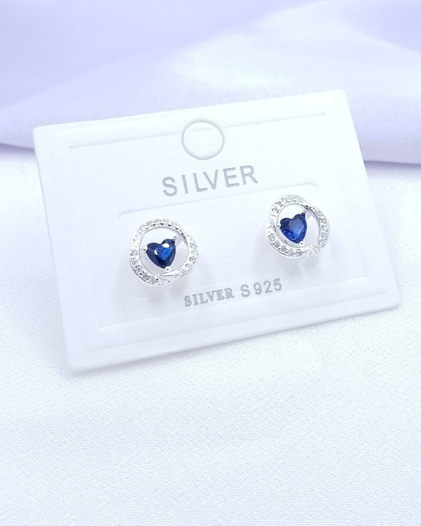 Aretes corazones azules