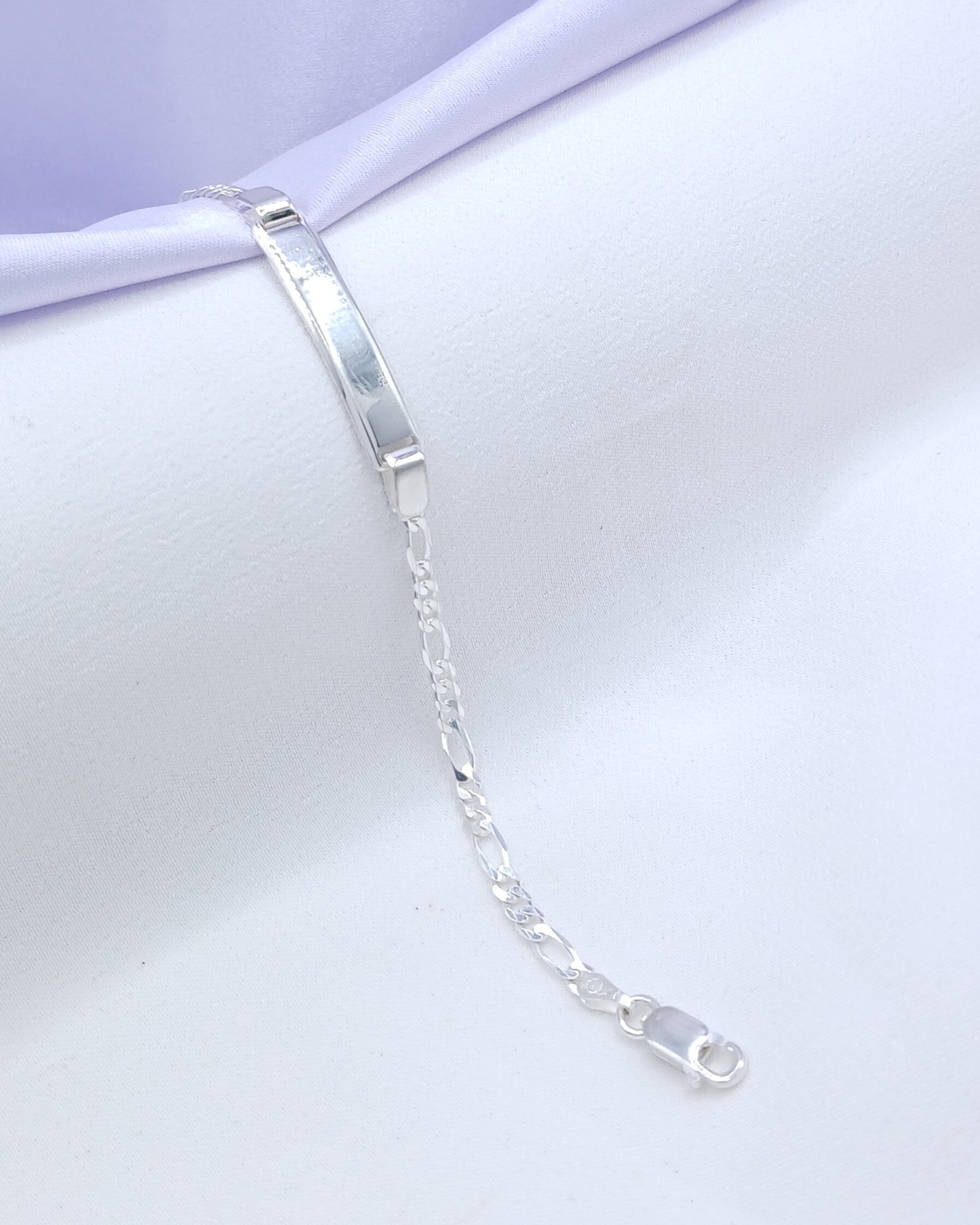Pulsera placa eslabón cartier