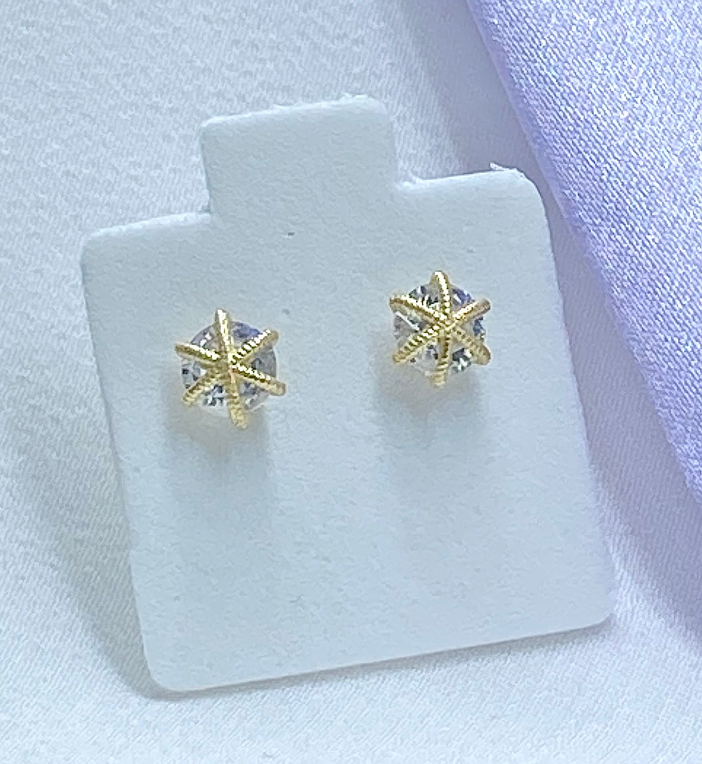 Aretes asterisco amarillo