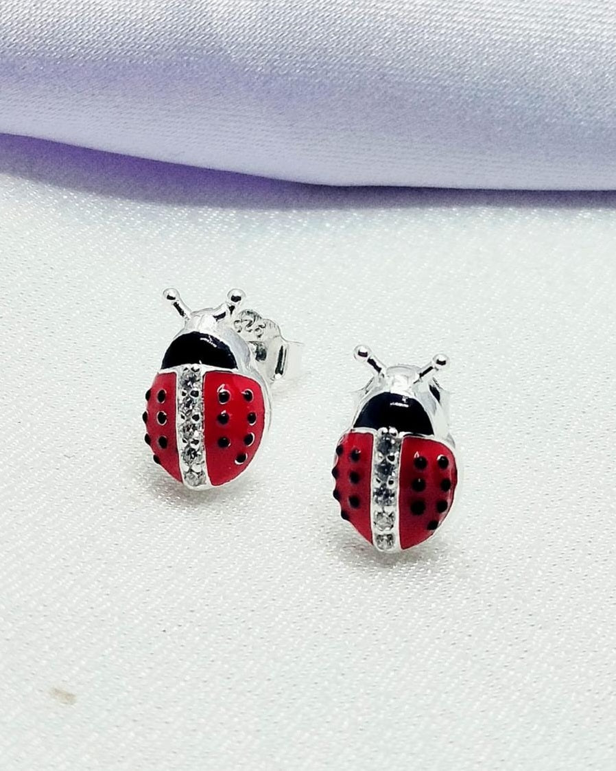 Aretes mariquita
