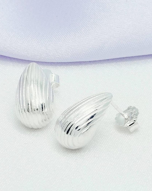 Aretes gota lineas