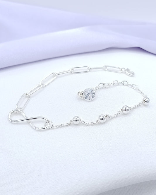 Pulsera infinito y bolitas