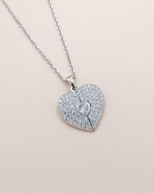 Gargantilla corazón oculto