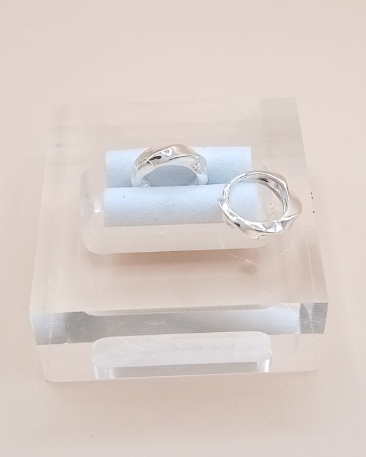 Argollas huggie torneada