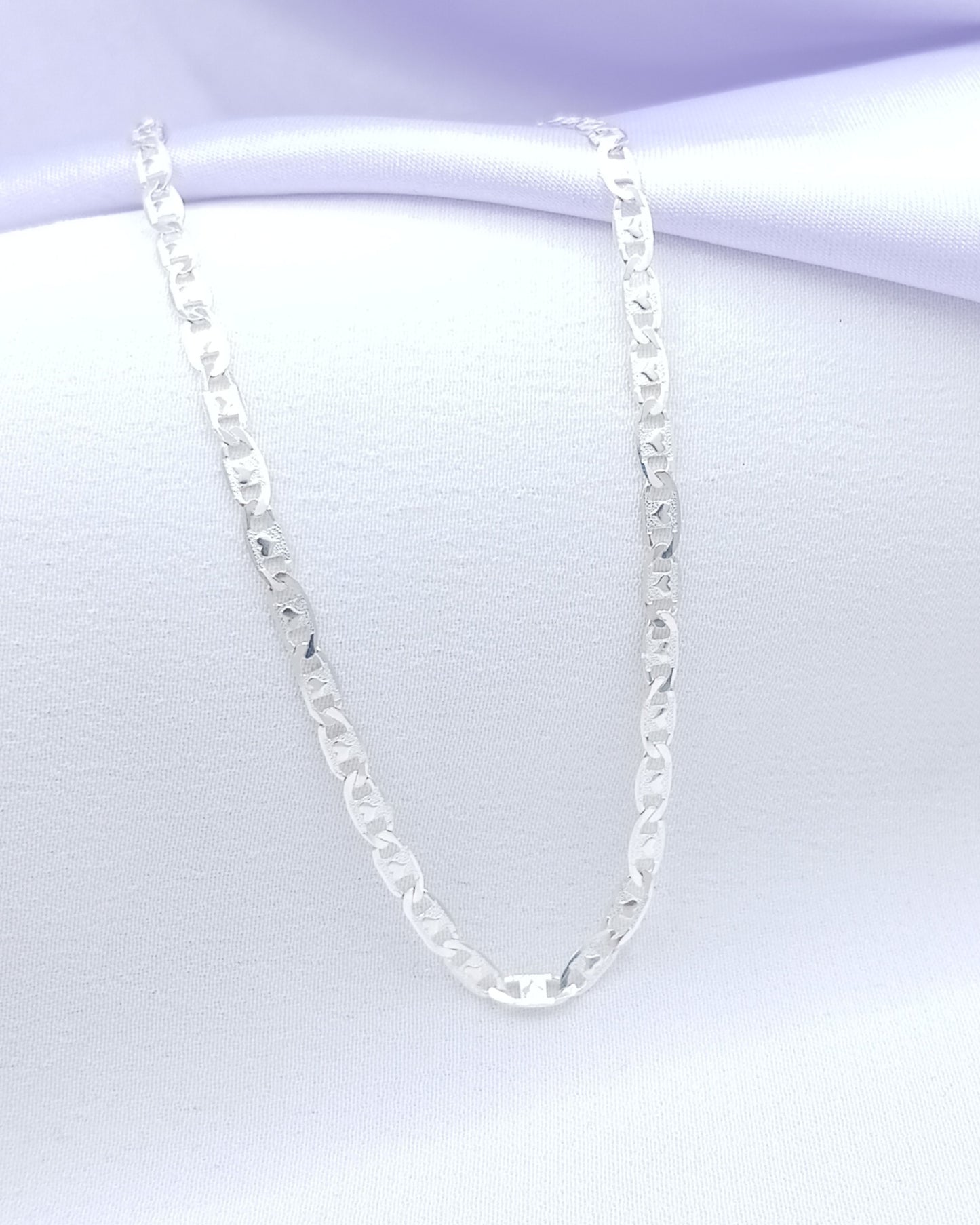 Cadena gucci corazones 50