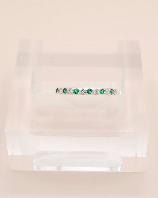 Anillo zirconias verde eternity