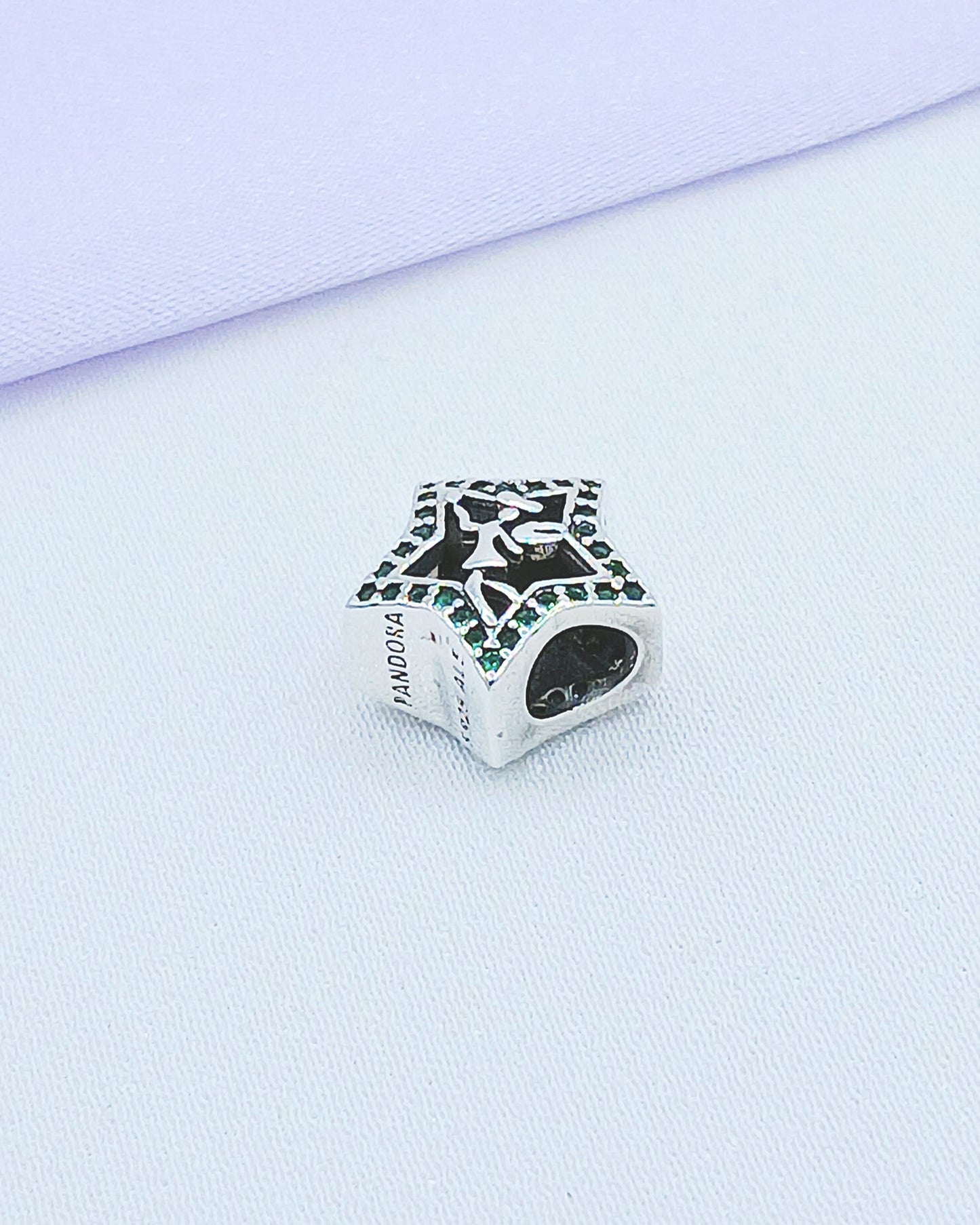 Dije charm campanita