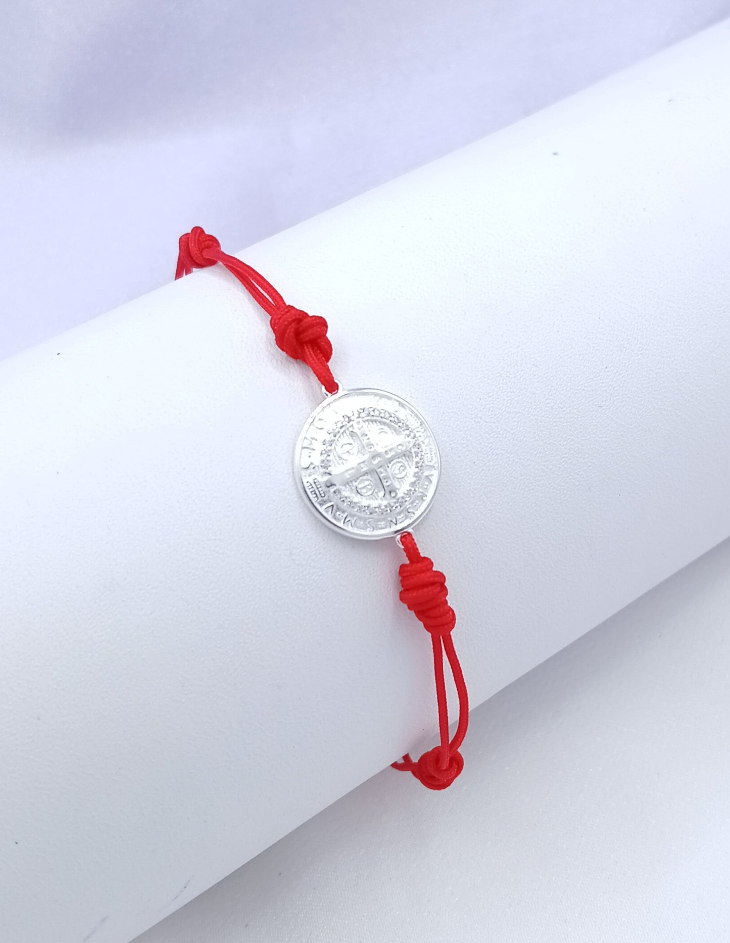 Pulsera hilo San Benito