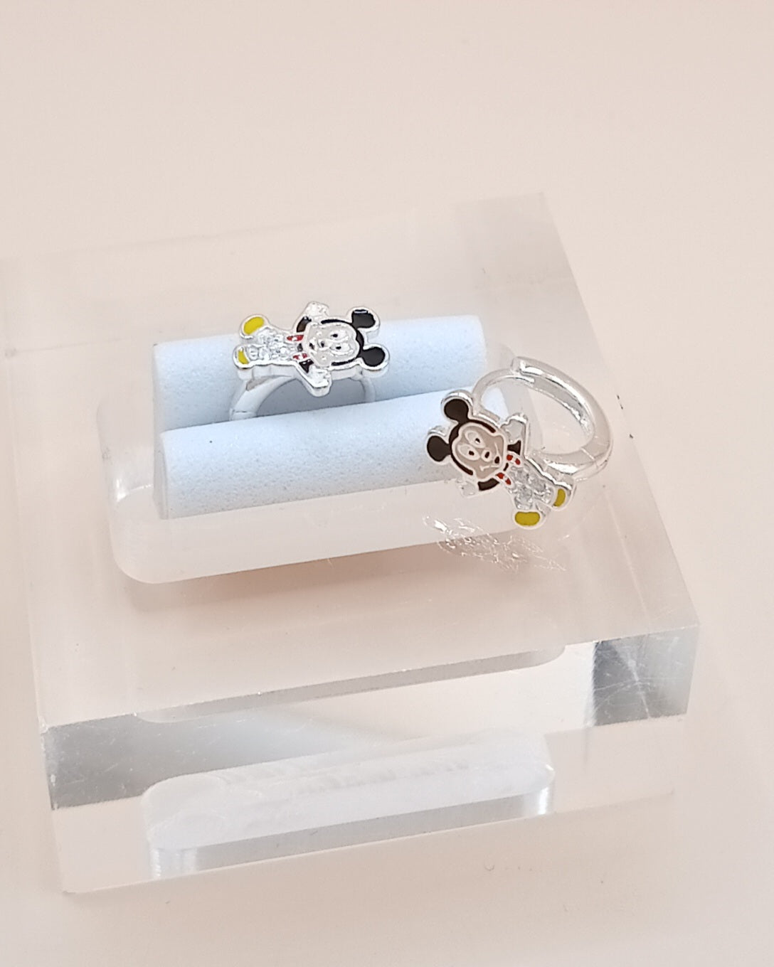 Argollas huggie mickey