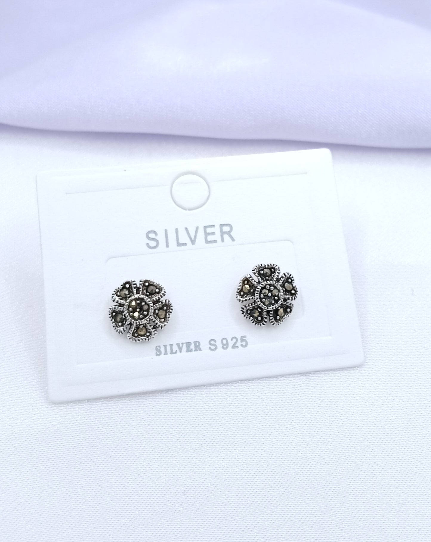Aretes flores marcasita