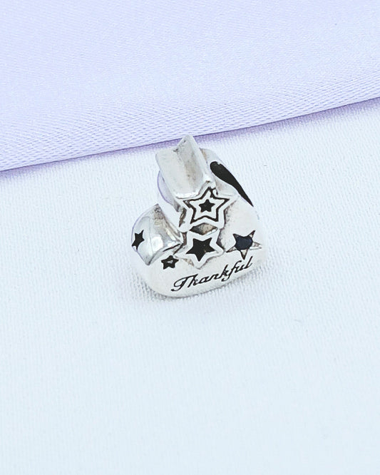 Dije charm corazón y estrellas